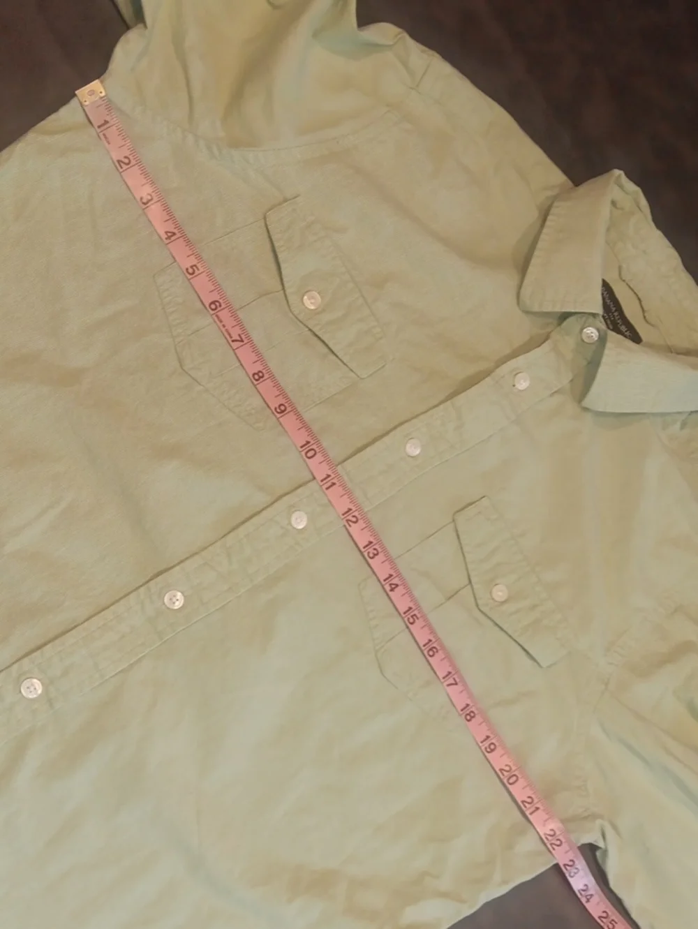 Banana Republic Soft Wash Utility Button Down Shirt Sage Green Large